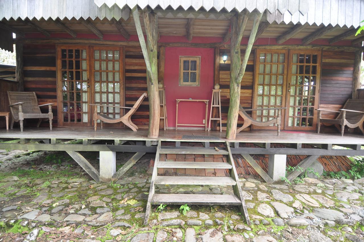 Lodge Kopal Baeza